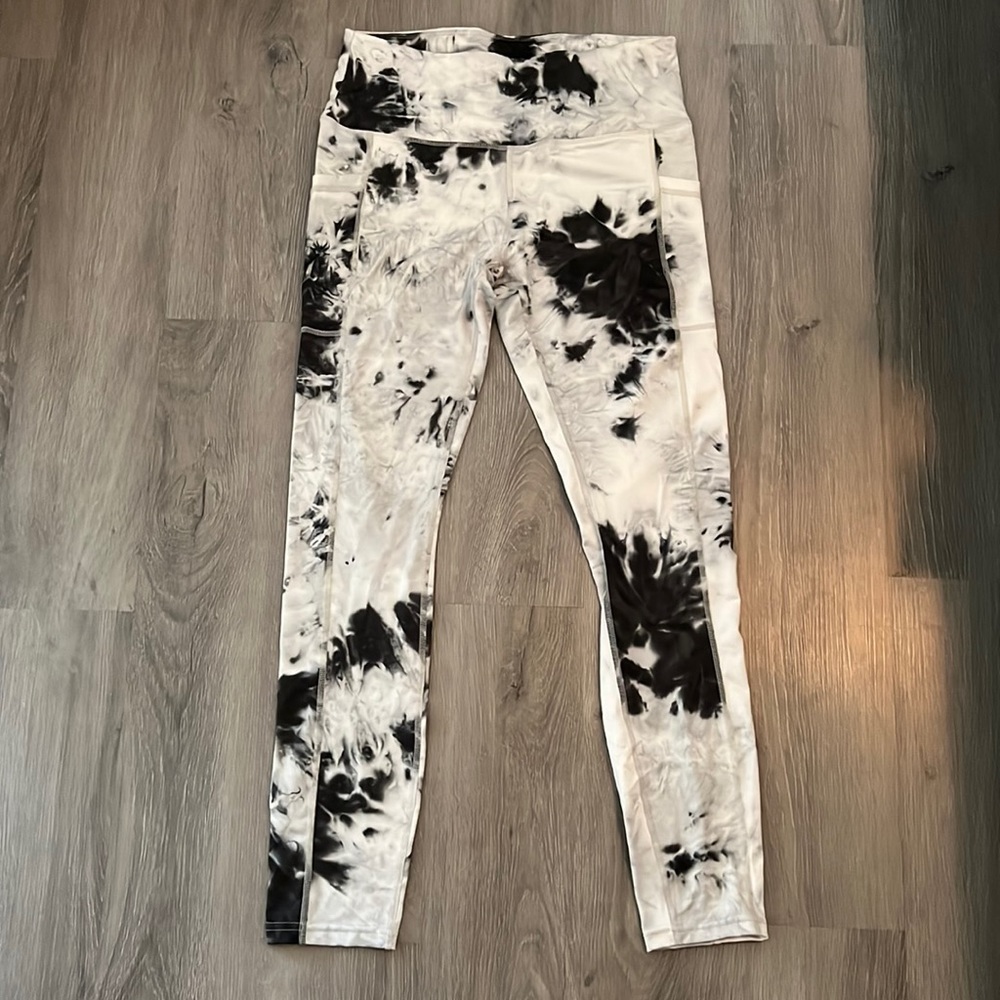 Centro leggings. Size L